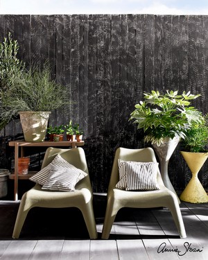 Athenian-Black-and-Olive-with-Lacquer-Outdoor.jpg